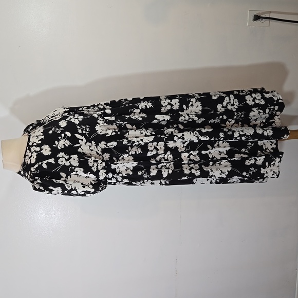 Shein Floral Print Puff Sleeve Tie Neck Smock Dress size 6 - Picture 7 of 9